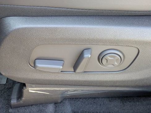 New 2026 Kia Carnival FWD image 20