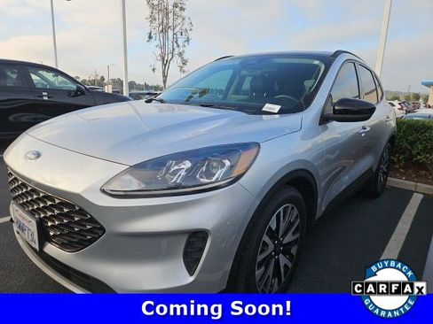 Used 2020 Ford Escape SE Sport image 1