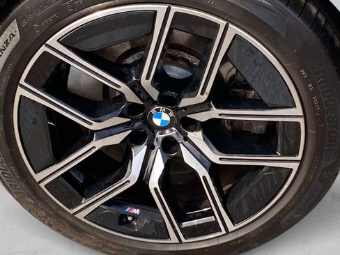 Used 2023 BMW 760i xDrive image 23