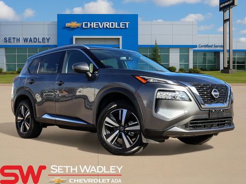 Used 2023 Nissan Rogue SL image 1