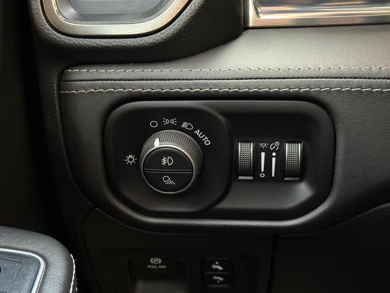 Used 2020 RAM 1500 Limited AWD/4WD image 29