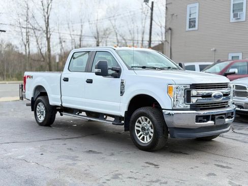 Used 2017 Ford F250 XL w/ STX Appearance Package image 4