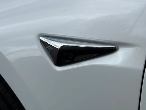 Used 2018 Tesla Model 3 Long Range RWD image 28