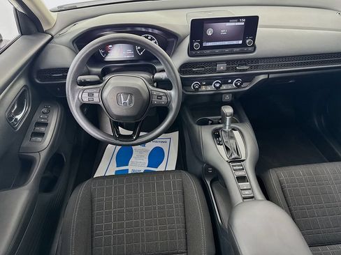 Used 2024 Honda HR-V LX image 25