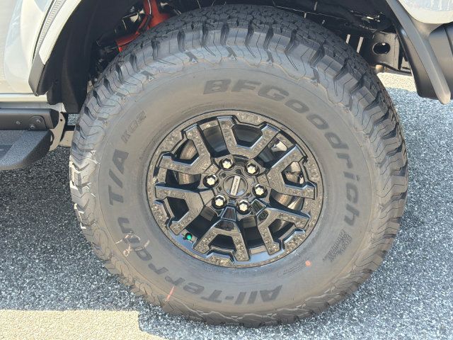 New 2026 Ford Bronco Raptor w/ Interior Carbon Fiber Pack AWD/4WD image 22