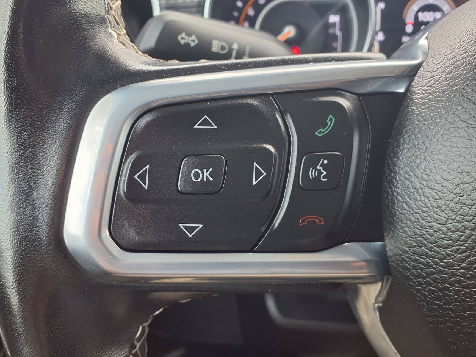 Used 2021 Jeep Gladiator Overland w/ Popular Equipment Package AWD/4WD image 17