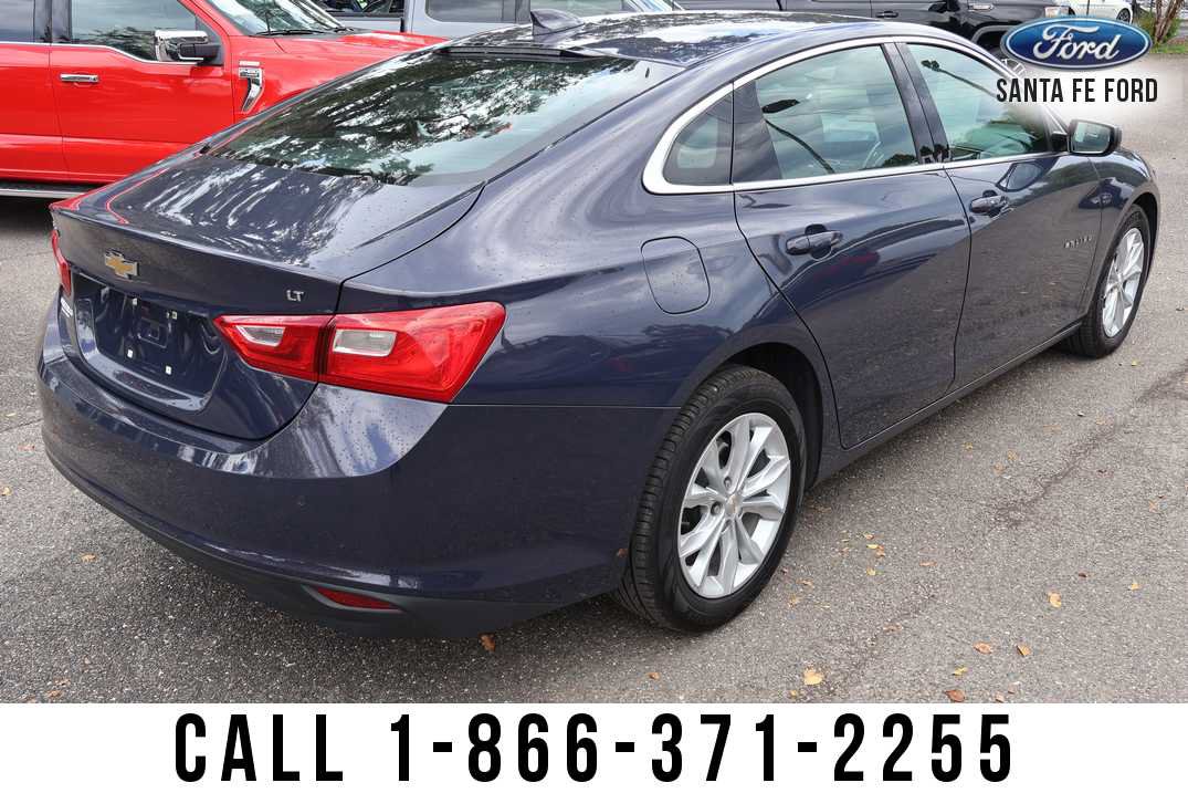 Used 2025 Chevrolet Malibu LT FWD image 4