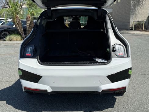 Used 2023 BMW iX xDrive50 w/ Sport Package image 17