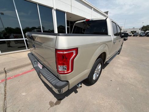 Used 2017 Ford F150 XLT w/ Equipment Group 302A Luxury RWD image 8