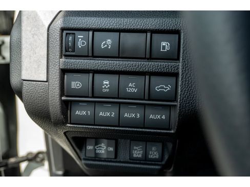 Used 2025 Toyota Tacoma 4x4 Double Cab Hybrid w/ Tow Tech Package image 28