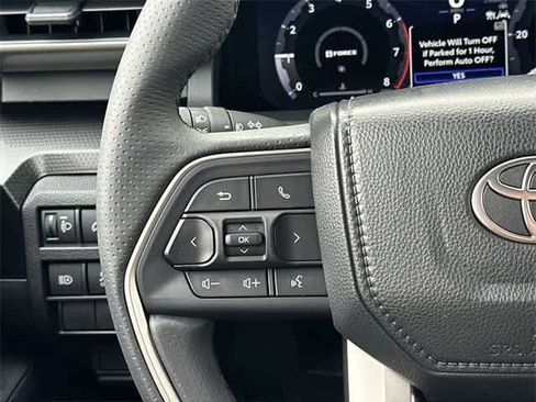 Used 2025 Toyota 4Runner Limited image 9