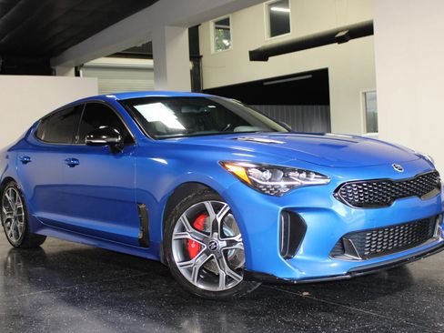 Used 2021 Kia Stinger GT AWD/4WD image 38
