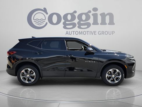 Certified 2023 Chevrolet Blazer LT w/ Driver Confidence Package FWD image 6