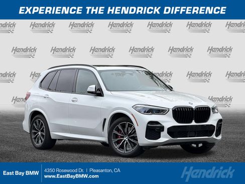Used 2023 BMW X5 xDrive40i w/ Executive Package AWD/4WD image 1