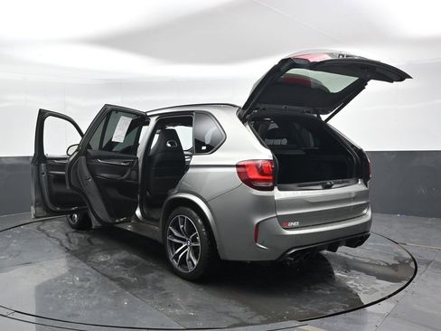 Used 2018 BMW X5 M image 54