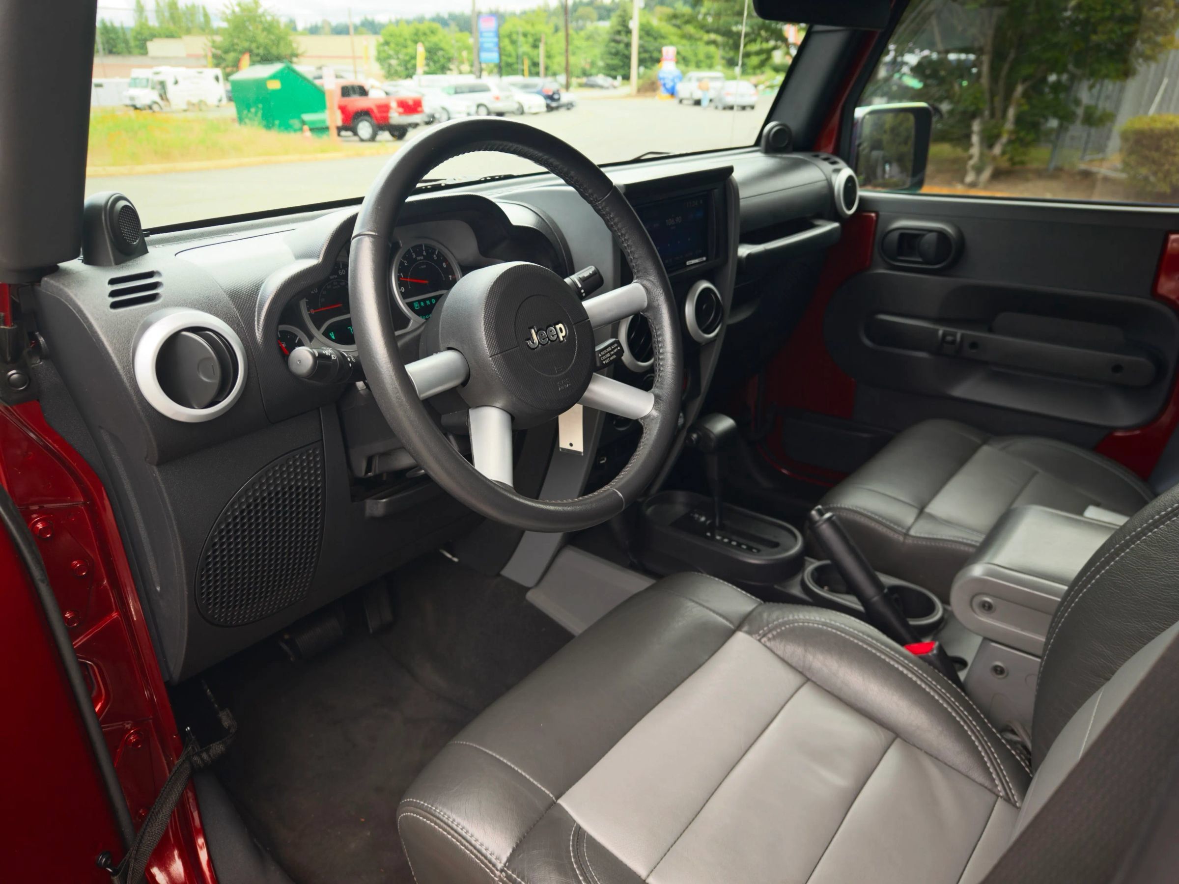 Used 2009 Jeep Wrangler Unlimited Sahara w/ Trailer Tow Group AWD/4WD image 14