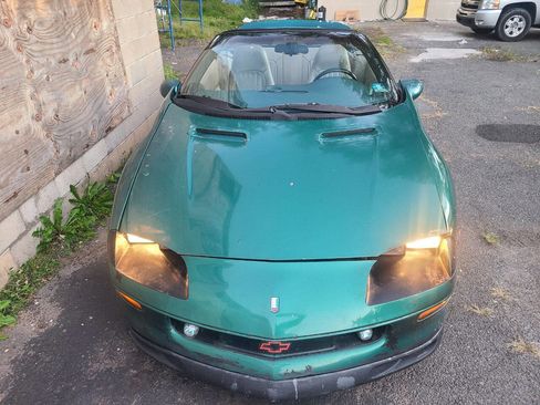 Used 1997 Chevrolet Camaro Z28 w/ Preferred Equipment Group 2 image 3