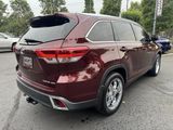 Used 2017 Toyota Highlander Limited Platinum image 5