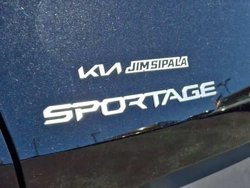 Certified 2025 Kia Sportage EX AWD/4WD image 30