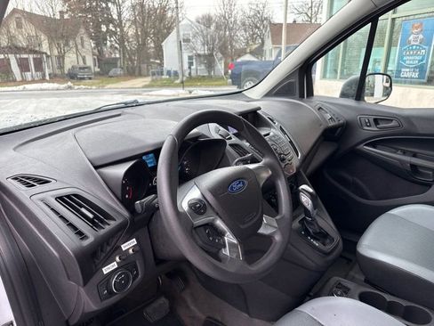 Used 2016 Ford Transit Connect XL image 10