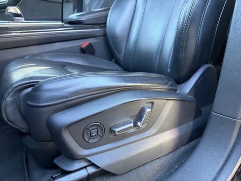 Used 2019 Audi Q8 Prestige image 10