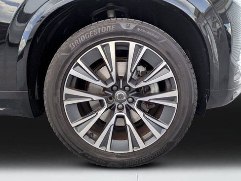 Used 2020 Volvo XC90 T6 Momentum w/ Protection Package Premier AWD/4WD image 11