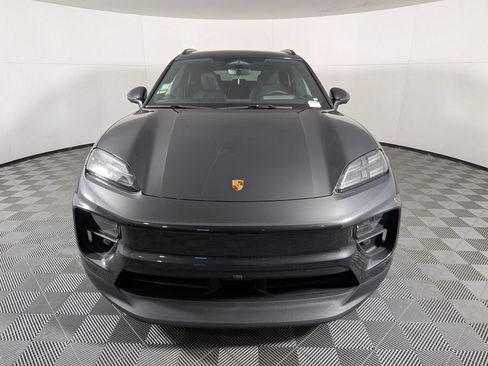 New 2025 Porsche Macan 4S Electric image 10