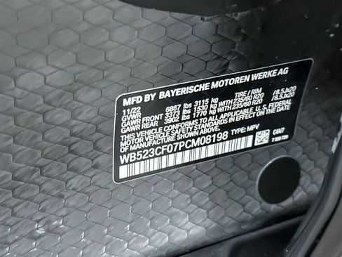 Used 2023 BMW iX xDrive50 w/ Premium Package image 31