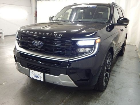 New 2025 Ford Expedition Platinum w/ Platinum Ultimate Package image 7