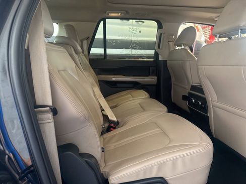 Used 2024 Ford Expedition Max Limited image 7