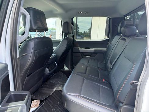 Used 2022 Ford F150 Lariat w/ FX4 Off-Road Package AWD/4WD image 4
