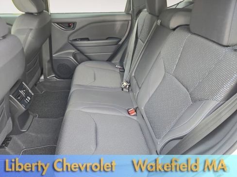 Used 2025 Subaru Forester Premium AWD/4WD image 18
