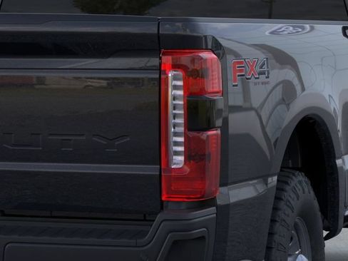 New 2026 Ford F250 XL w/ 360-Degree Camera Package AWD/4WD image 21
