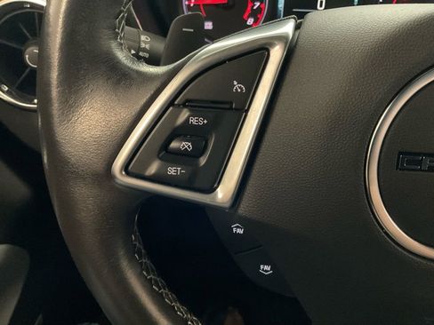 Used 2018 Chevrolet Camaro LT image 11