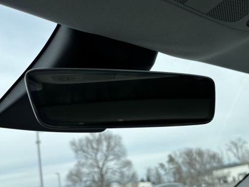 Used 2019 Tesla Model 3 Performance image 28