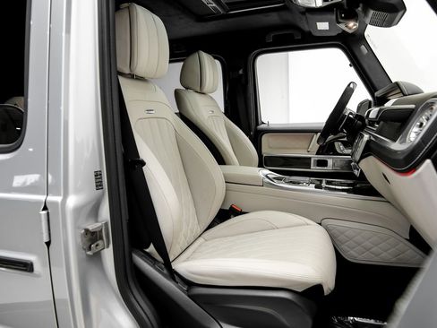 Used 2025 Mercedes-Benz G 63 AMG 4MATIC image 42