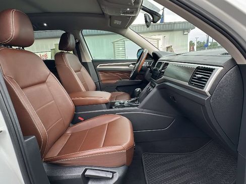 Used 2023 Volkswagen Atlas SE image 15