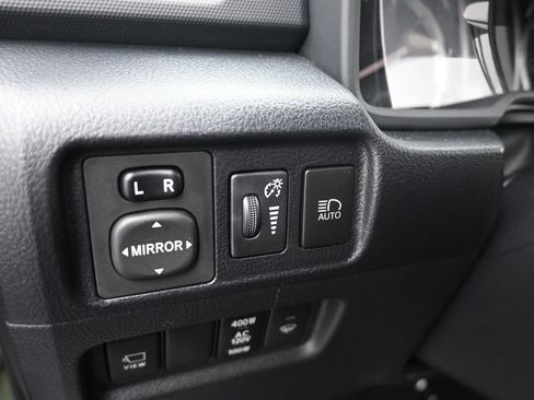 Used 2022 Toyota 4Runner TRD Off-Road Premium AWD/4WD image 21