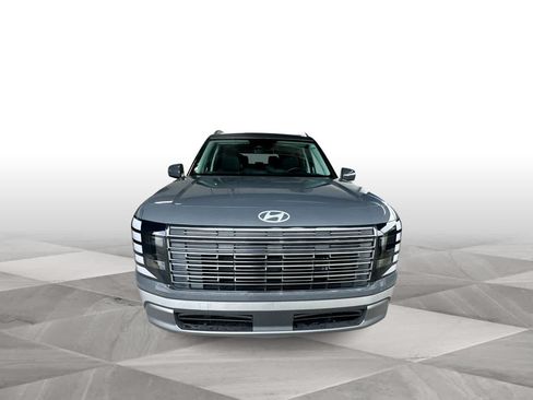 Used 2026 Hyundai Palisade SEL FWD image 3
