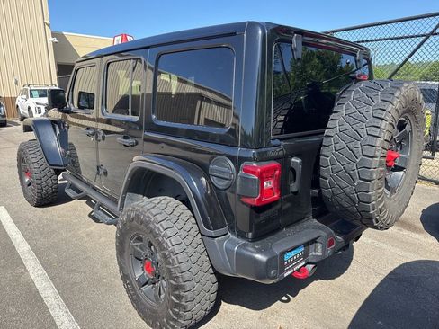 Used 2020 Jeep Wrangler Unlimited Rubicon AWD/4WD image 4