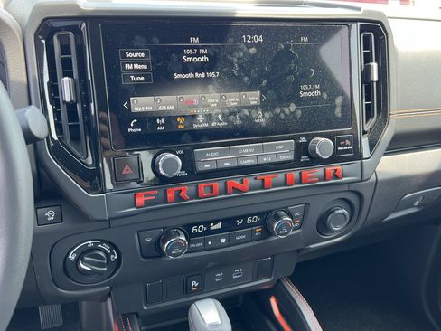 Used 2025 Nissan Frontier PRO-4X w/ Interior Protection Package AWD/4WD image 9