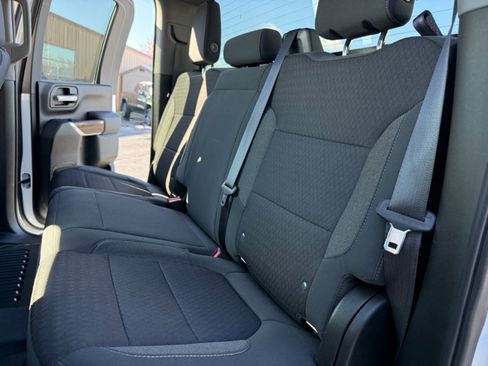 Used 2022 GMC Sierra 2500 SLE w/ SLE Value Package; image 17