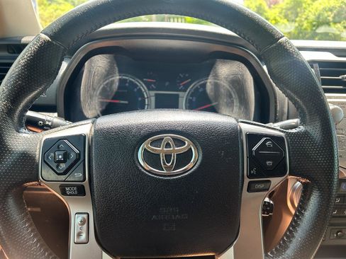Used 2015 Toyota 4Runner Limited RWD image 15