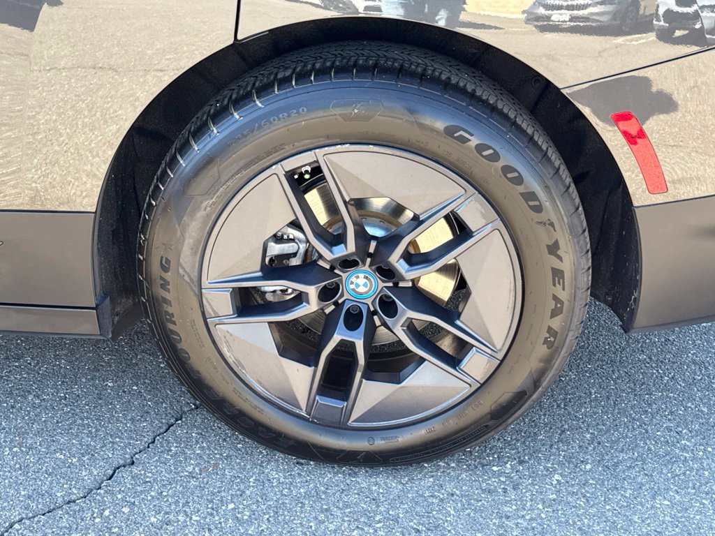 Certified 2024 BMW iX xDrive50 AWD/4WD image 14