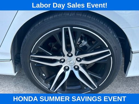 Used 2022 Honda Accord Touring image 5