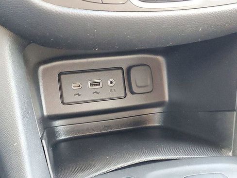 Used 2024 Chevrolet Equinox LT image 17