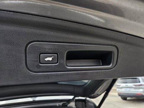 Used 2025 Acura MDX w/ Technology Package image 10