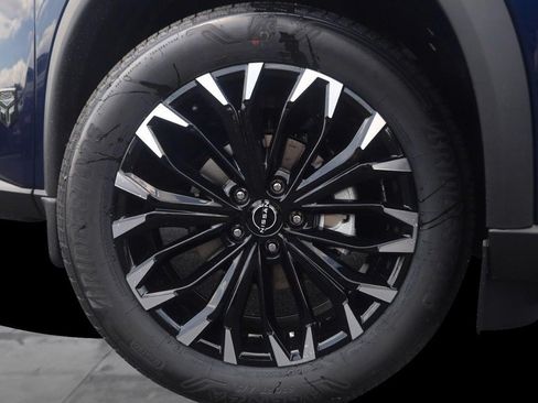 New 2026 Nissan Rogue Dark Armor AWD/4WD image 3