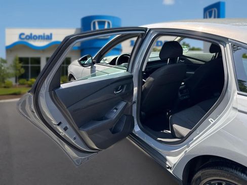 Certified 2025 Honda Accord SE image 28