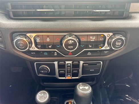 Used 2024 Jeep Wrangler Sport S w/ Convenience Group image 14